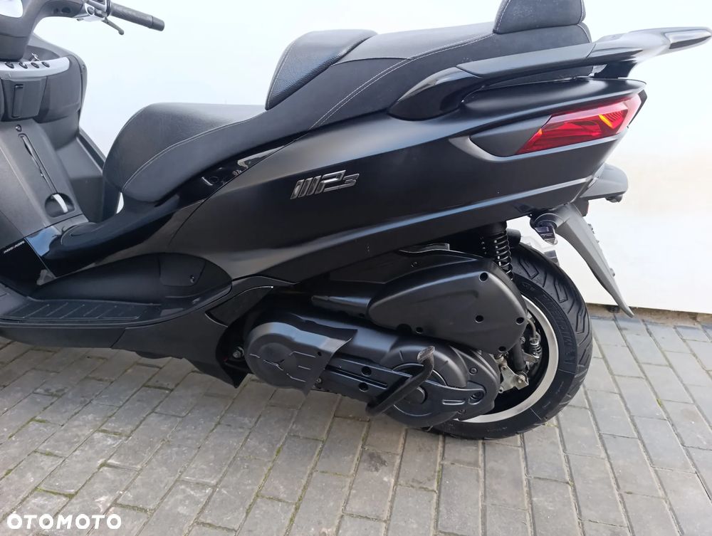 Piaggio MP-3 - 17