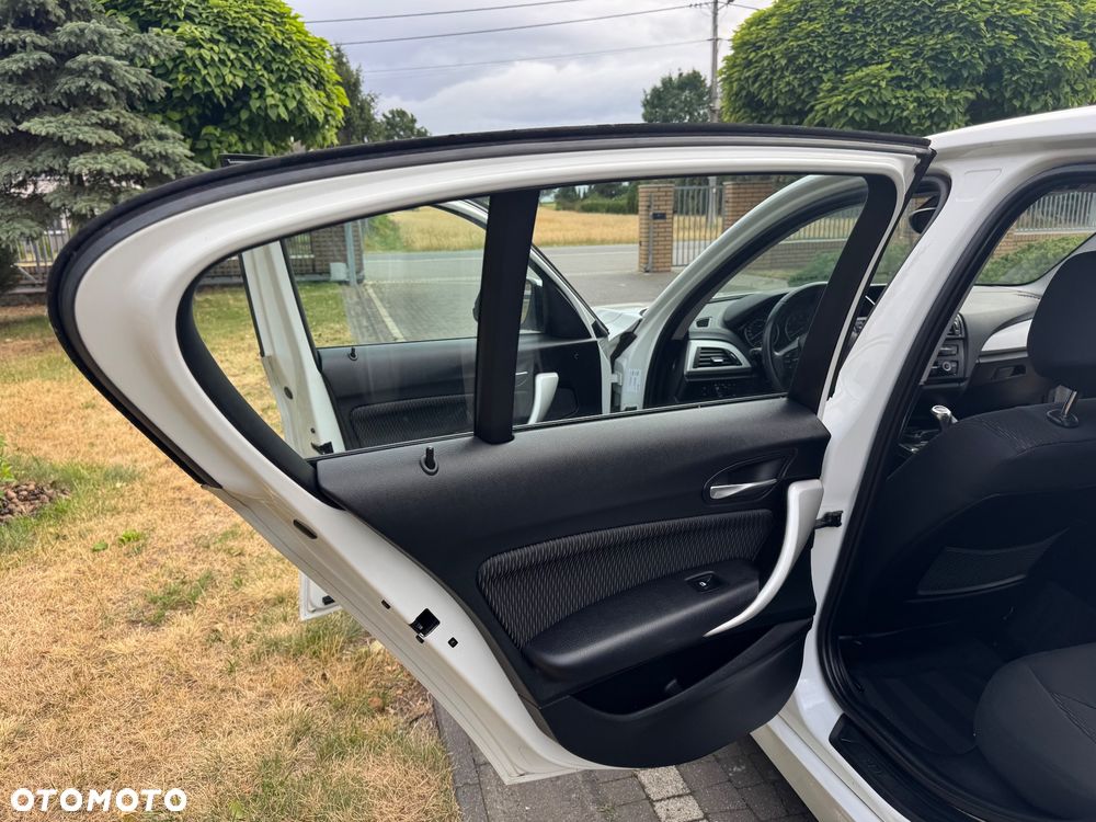 BMW Seria 1 116d - 21