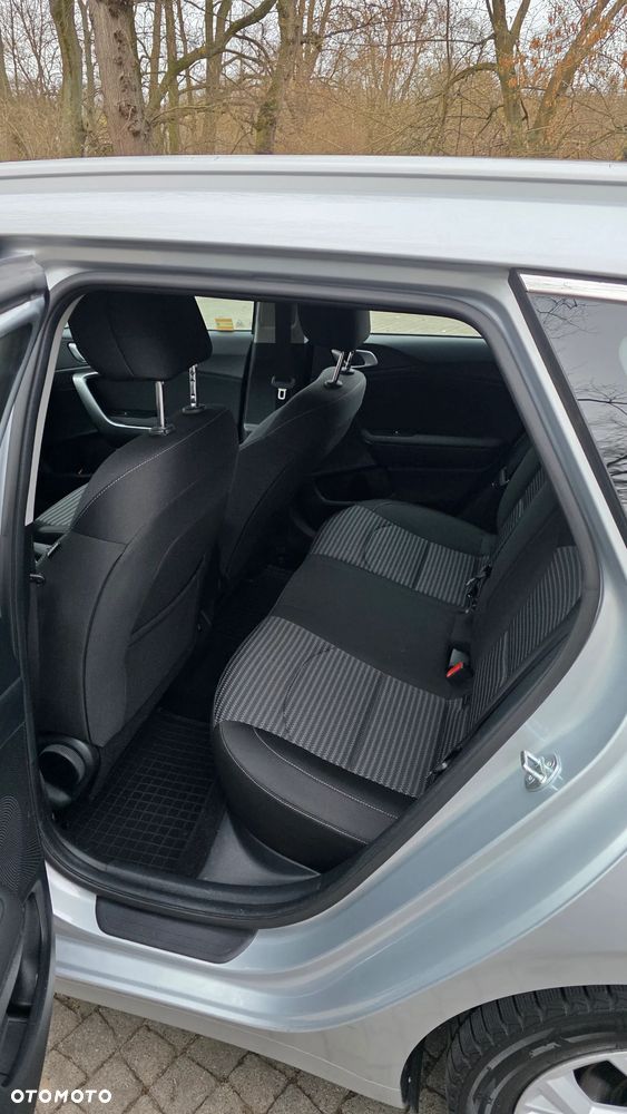 Kia Ceed 1.5 T-GDI Business Line DCT - 2