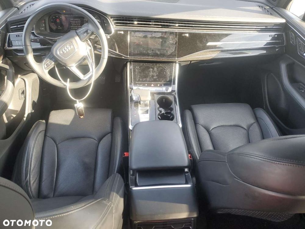 Audi Q7 - 9