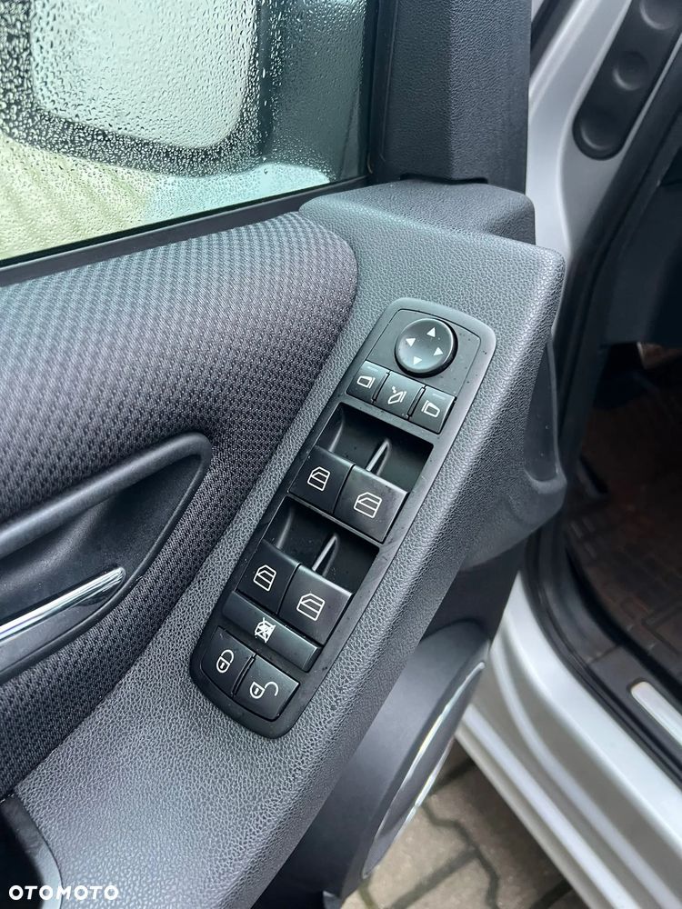 Mercedes-Benz Klasa A 200 CDI Autotronic Avantgarde - 20