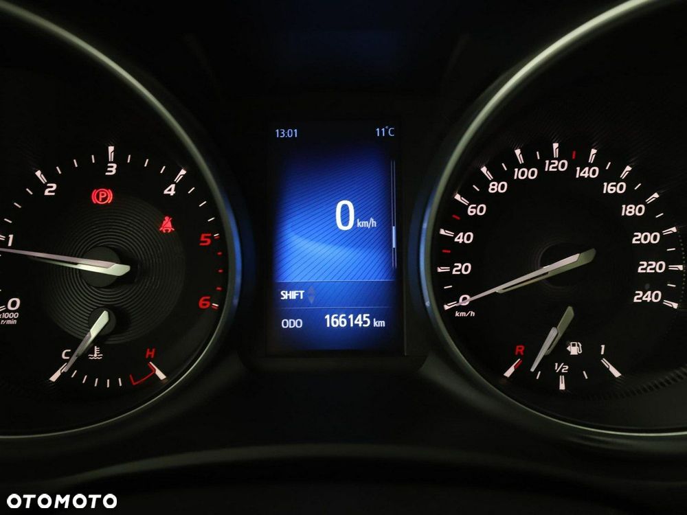 Toyota Avensis 2.0 D-4D Prestige - 22