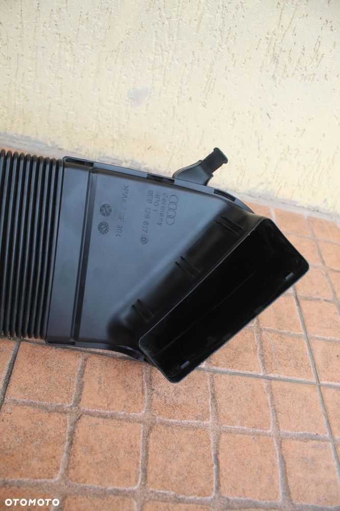 RURA DOLOT POWIETRZA AUDI A4 B6 2.5 TDI 8E0129618E - 5