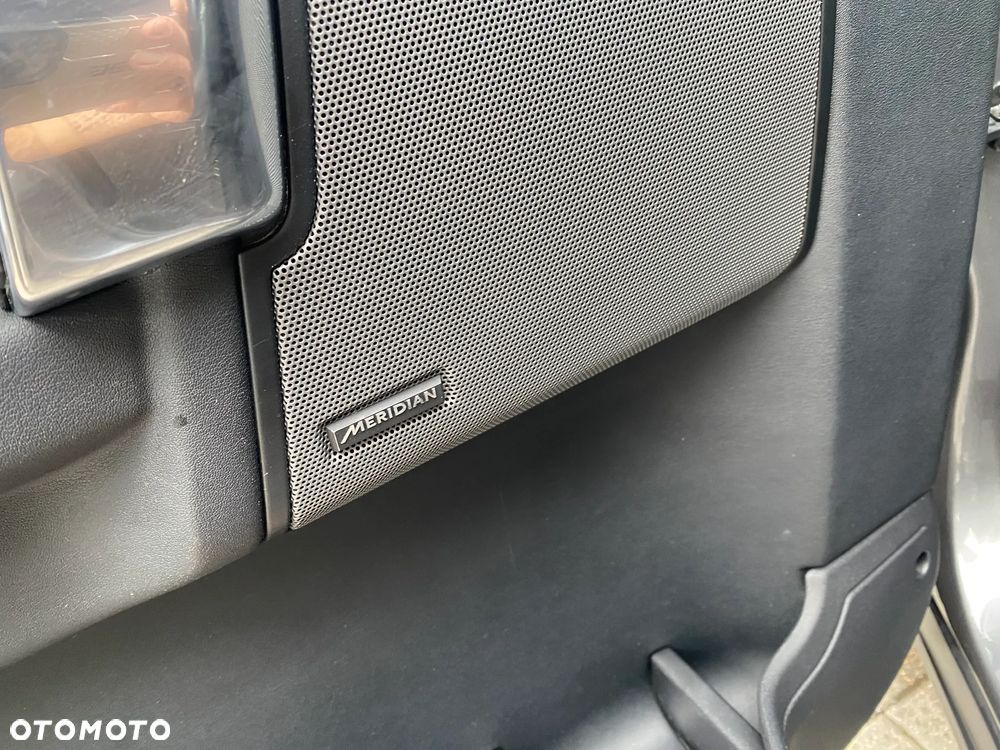 Land Rover Discovery - 11