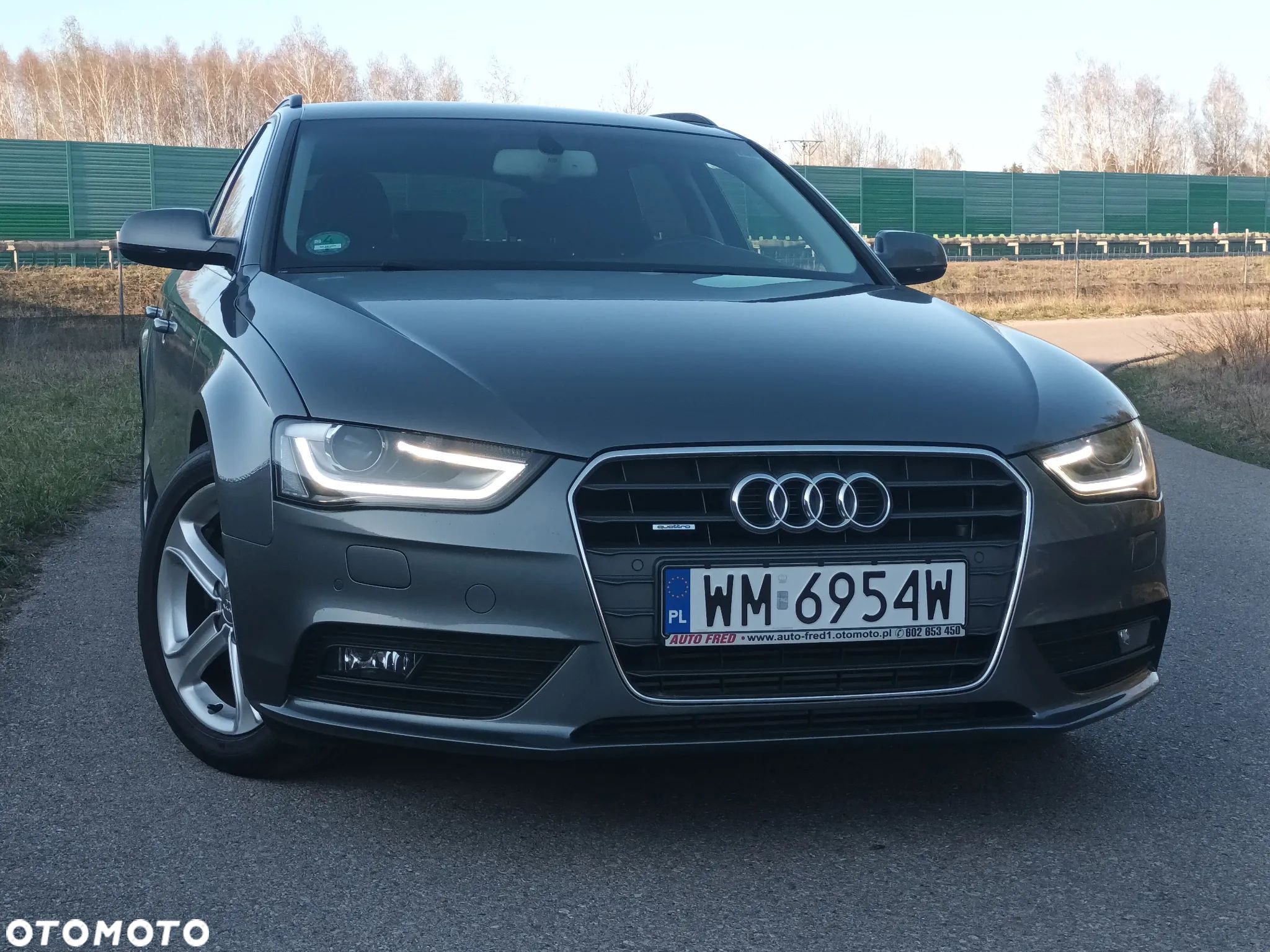 Audi A4 - 1