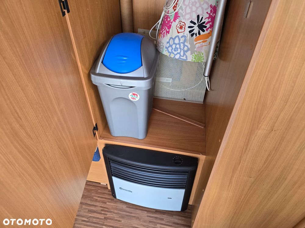 Burstner 490 Klimatyzacja Tapczany salonka przyczepa kempingowa zarejestrowana hobby dostawa - 14
