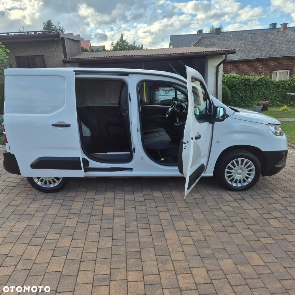 Toyota Proace City - 10