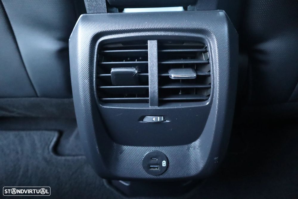 Ford Mustang Mach-E Standard - 29