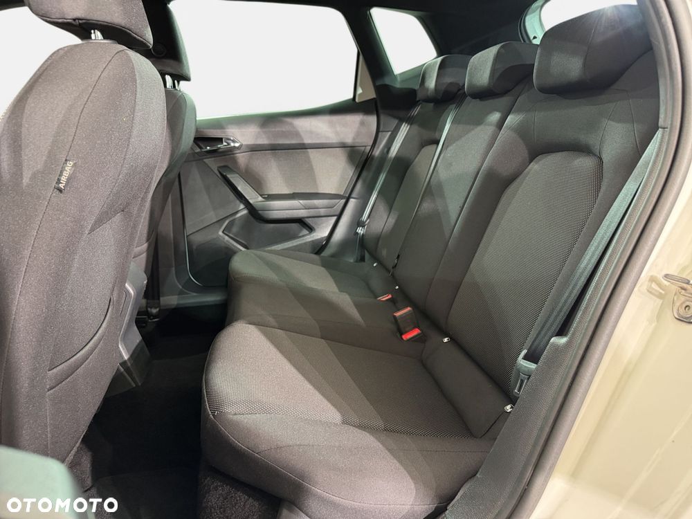 Seat Arona - 15