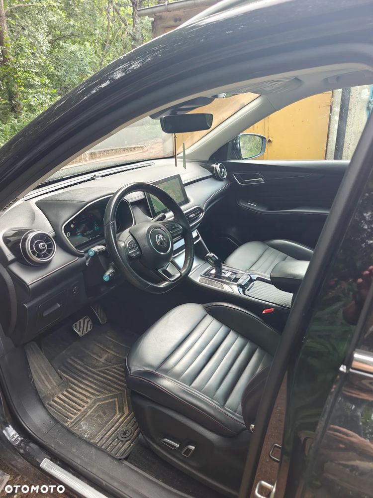 MG HS PHEV 1.5T-GDI Luxury - 8