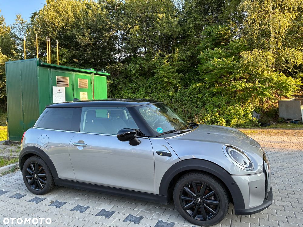 MINI Cooper E Classic Trim - 7