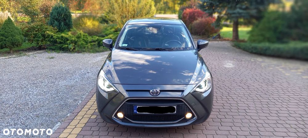 Toyota Yaris - 1