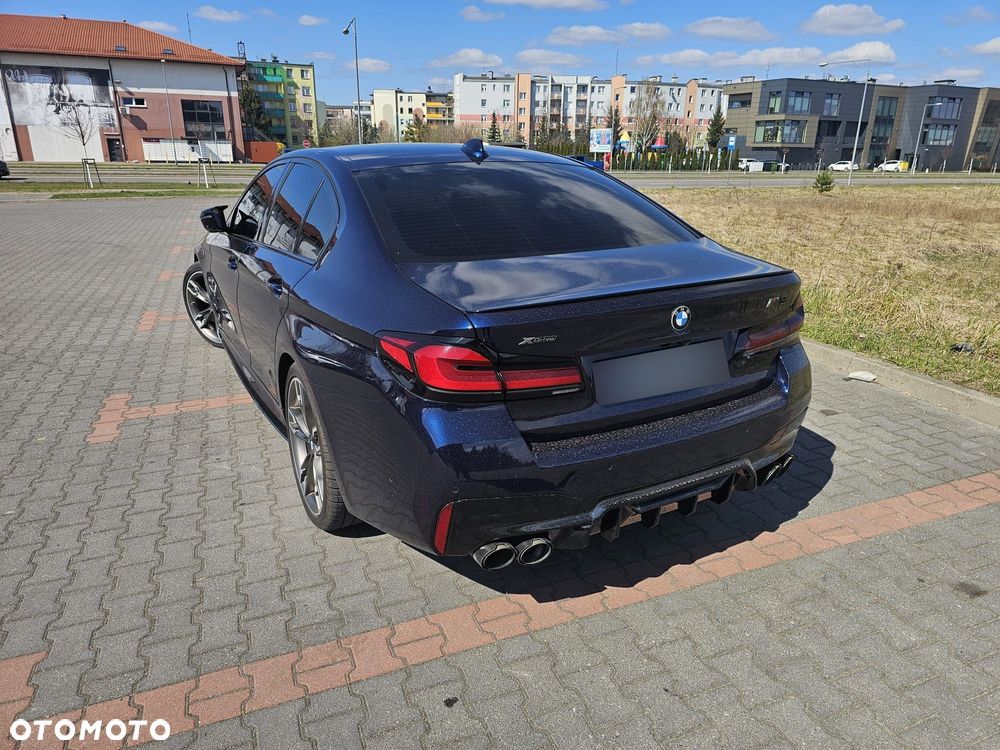 BMW Seria 5 M550i xDrive sport - 2