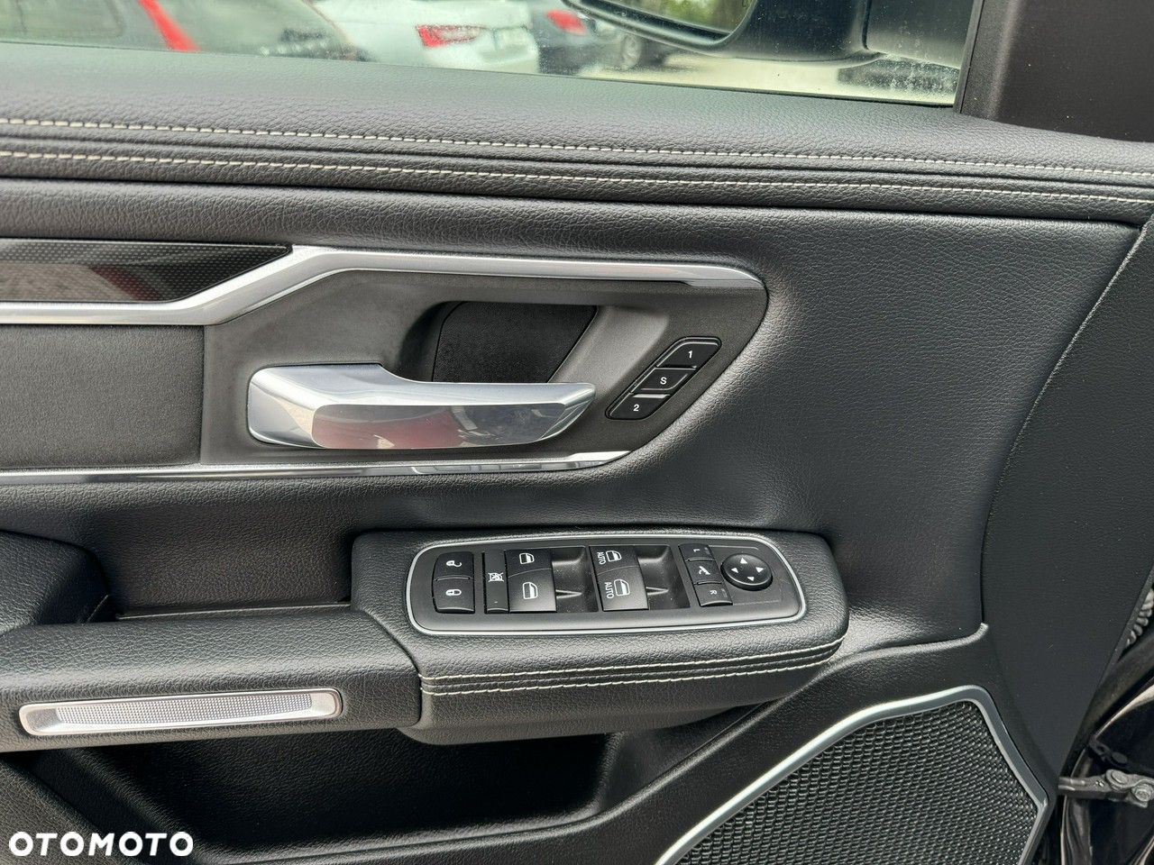 RAM 1500 - 19