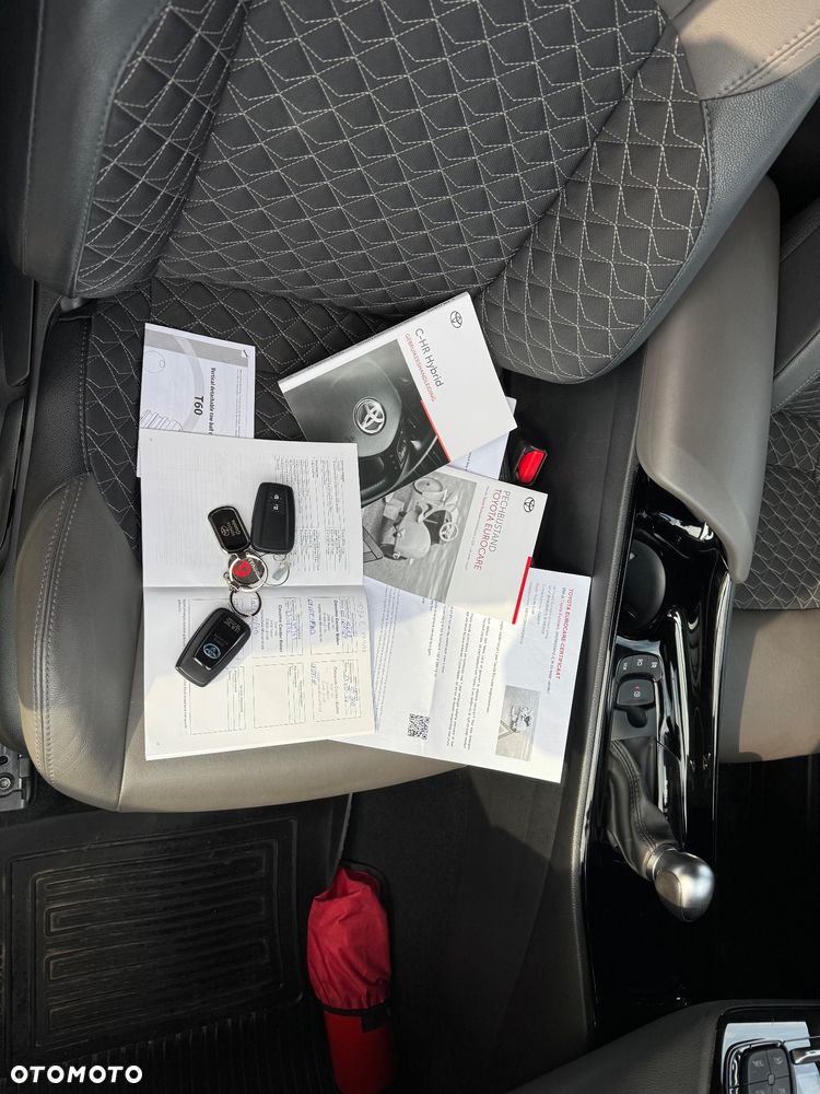 Toyota C-HR 1.8 Hybrid Executive - 26