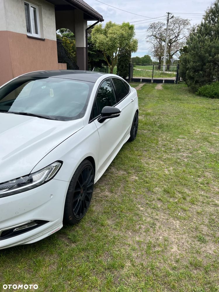 Ford Fusion - 8