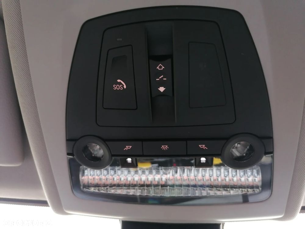 BMW Seria 5 520d Luxury Line - 13