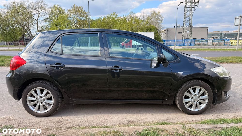 Toyota Auris 1.6 VVT-i Luna MM - 3