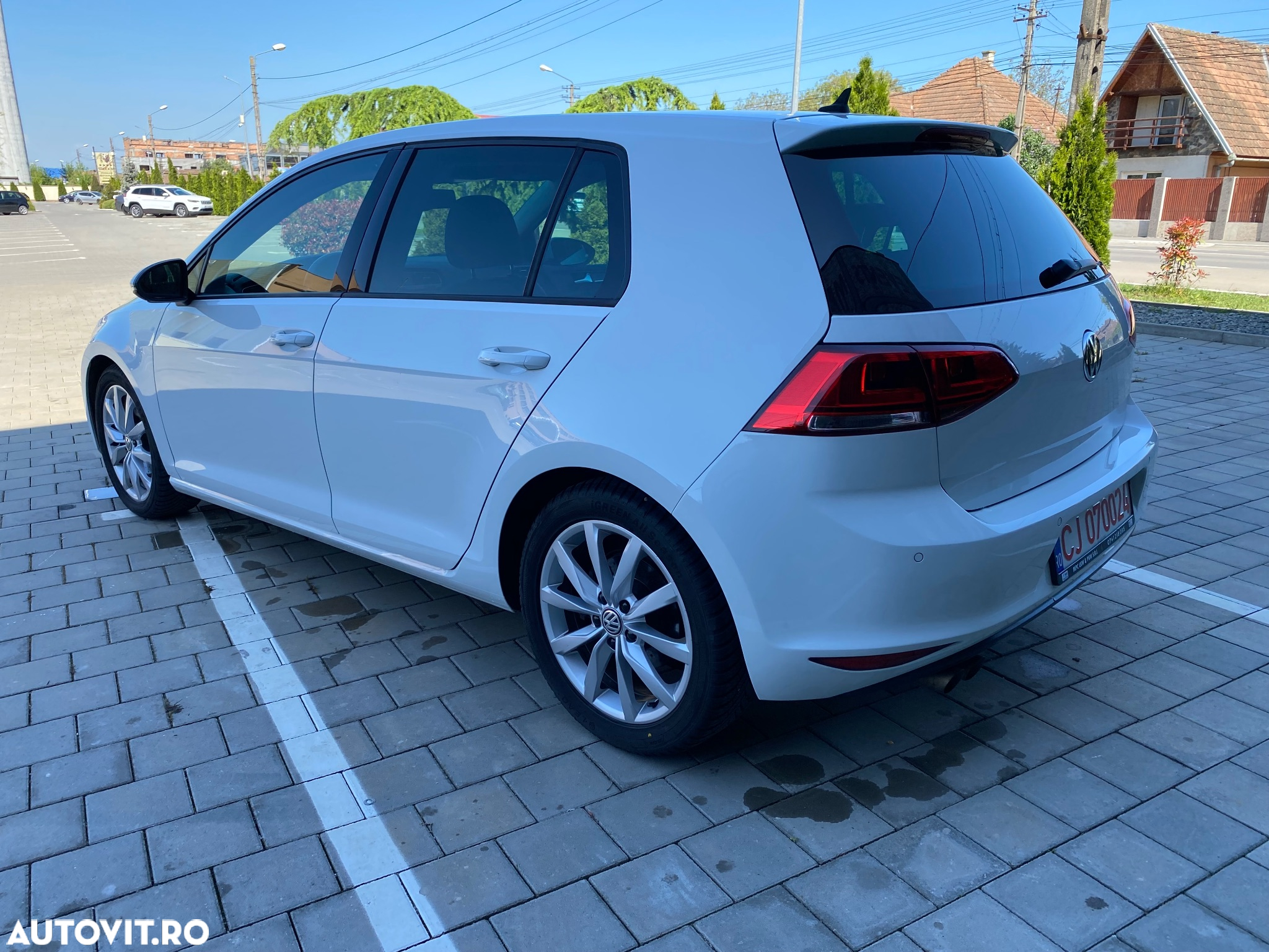 Volkswagen Golf 2.0 TDI Highline - 3