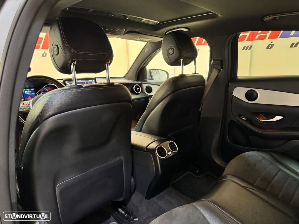 Mercedes-Benz GLC 300 e Coupé 4Matic - 54
