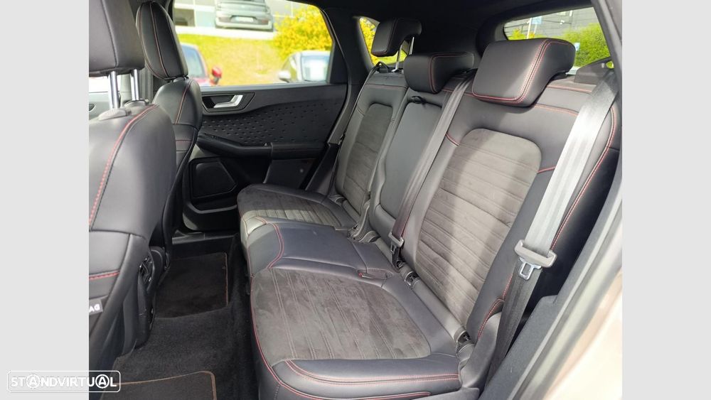 Ford Kuga 2.5 PHEV ST-Line X - 12