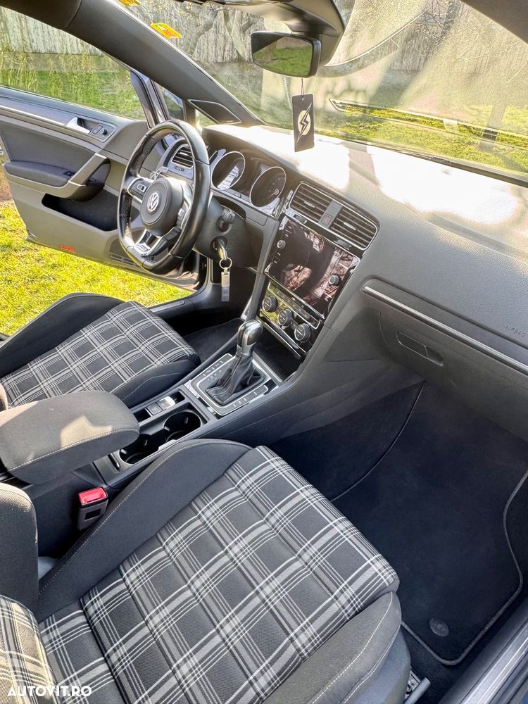 Volkswagen Golf GTD 2.0 TDI SCR DSG - 6