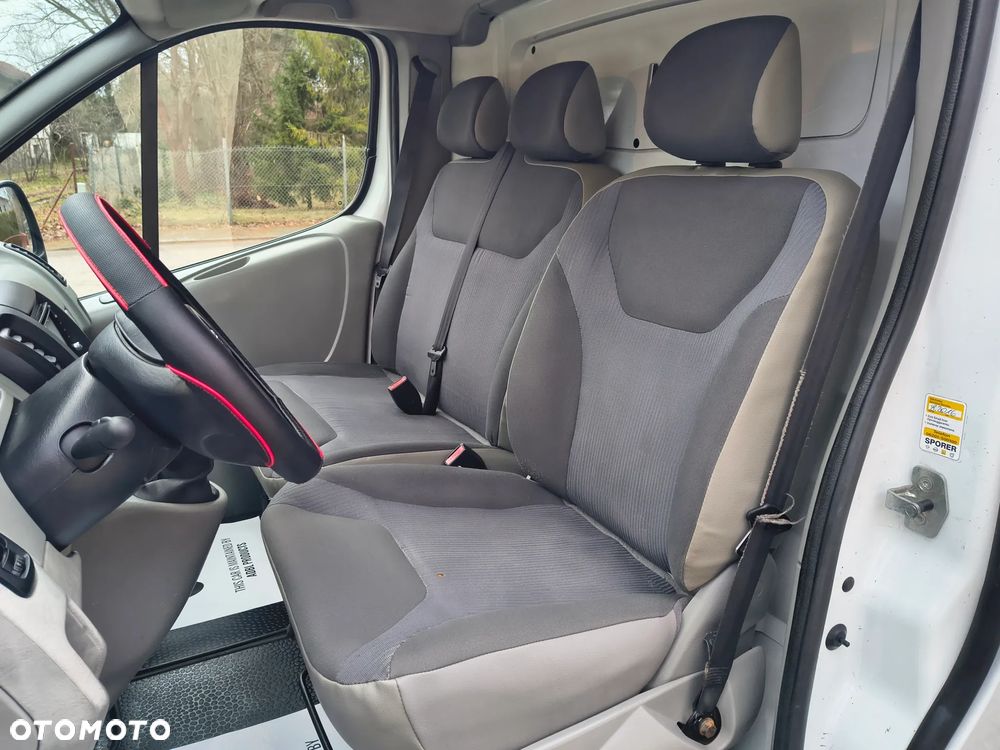 Opel Vivaro - 12