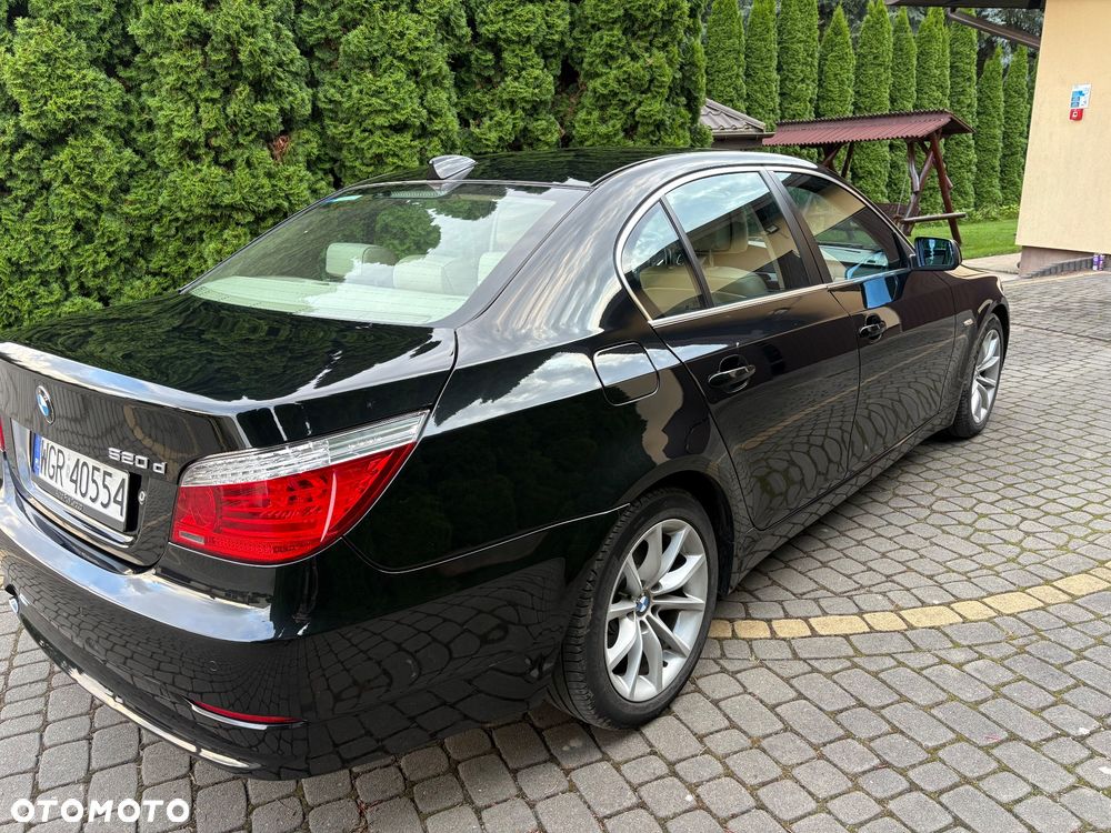 BMW Seria 5 520d - 4