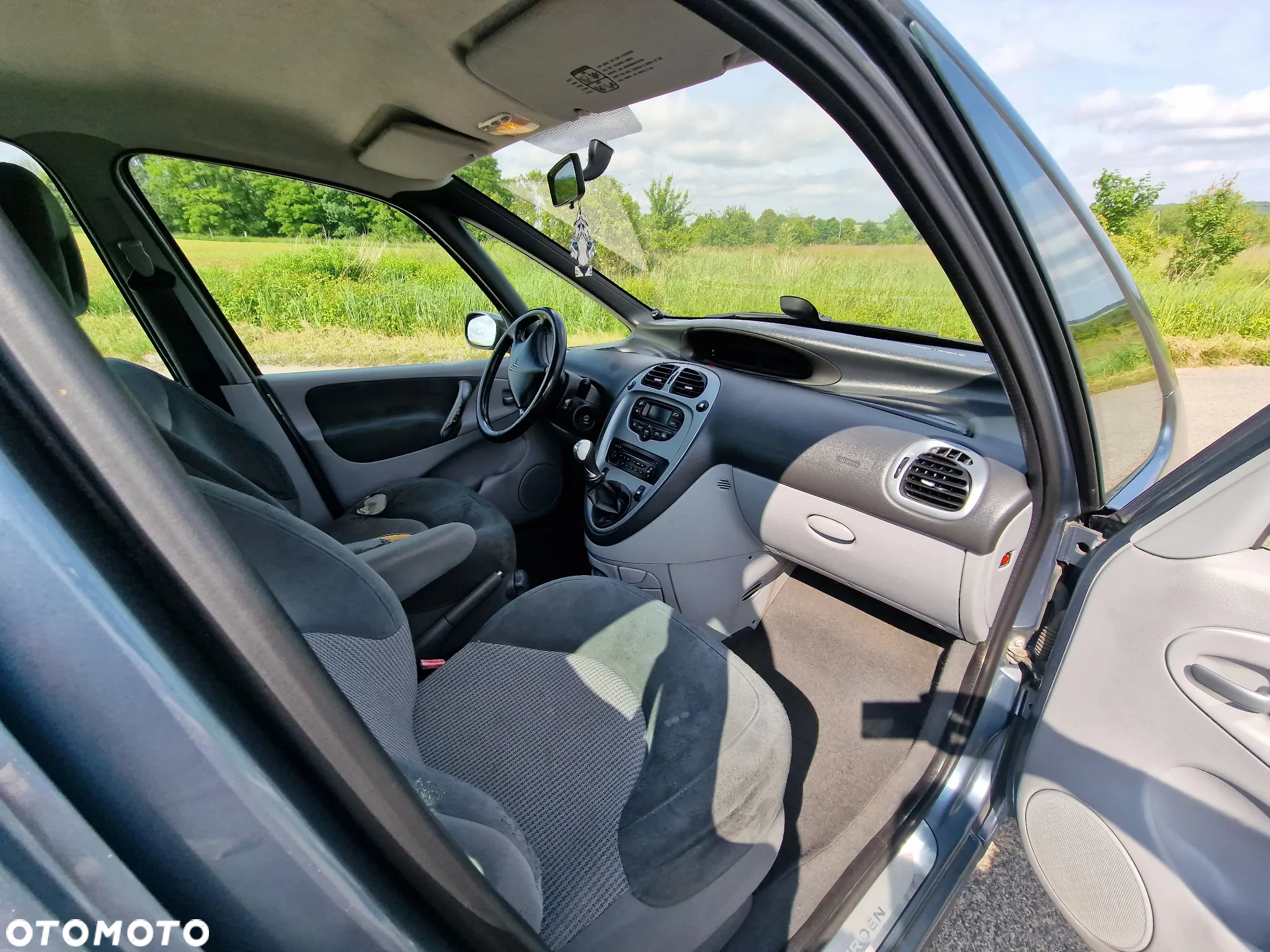 Citroën Xsara Picasso 1.6 HDI Exclusive - 11