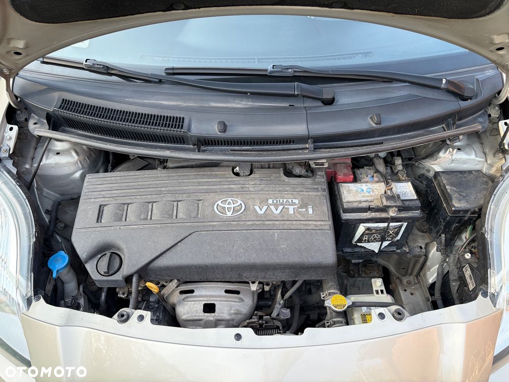 Toyota Yaris 1.33 Luna - 40