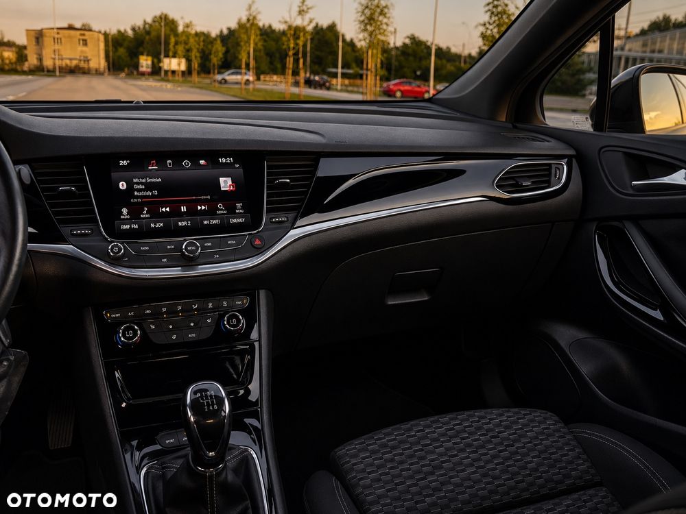 Opel Astra 1.4 Turbo Start/Stop Ultimate - 22