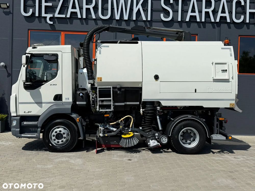 DAF DAF LF 15.230 Euro 6 // zamiatarka uliczna // budowlana dwustronna JOHNSTON VT652 - 2