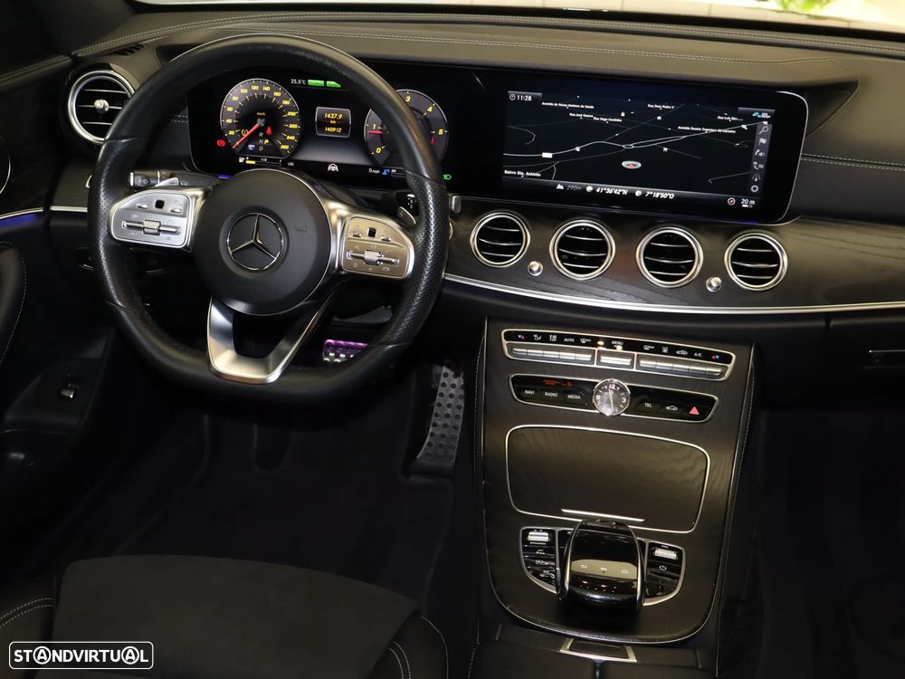 Mercedes-Benz E 300 de 9G-TRONIC AMG Line - 16