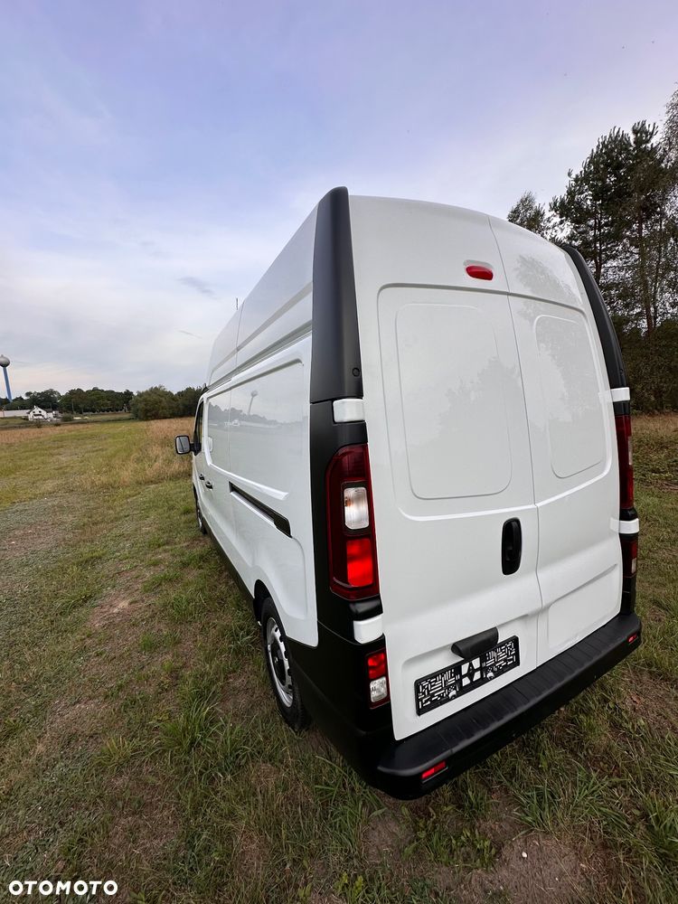 Renault Trafic - 11