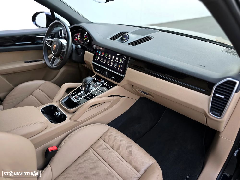 Porsche Cayenne Coupé E-Hybrid - 25