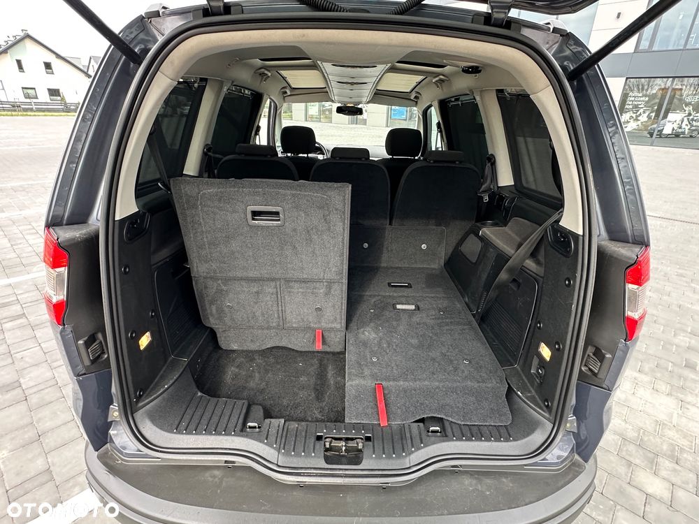 Ford Galaxy 2.0 TDCi DPF Business Edition - 32