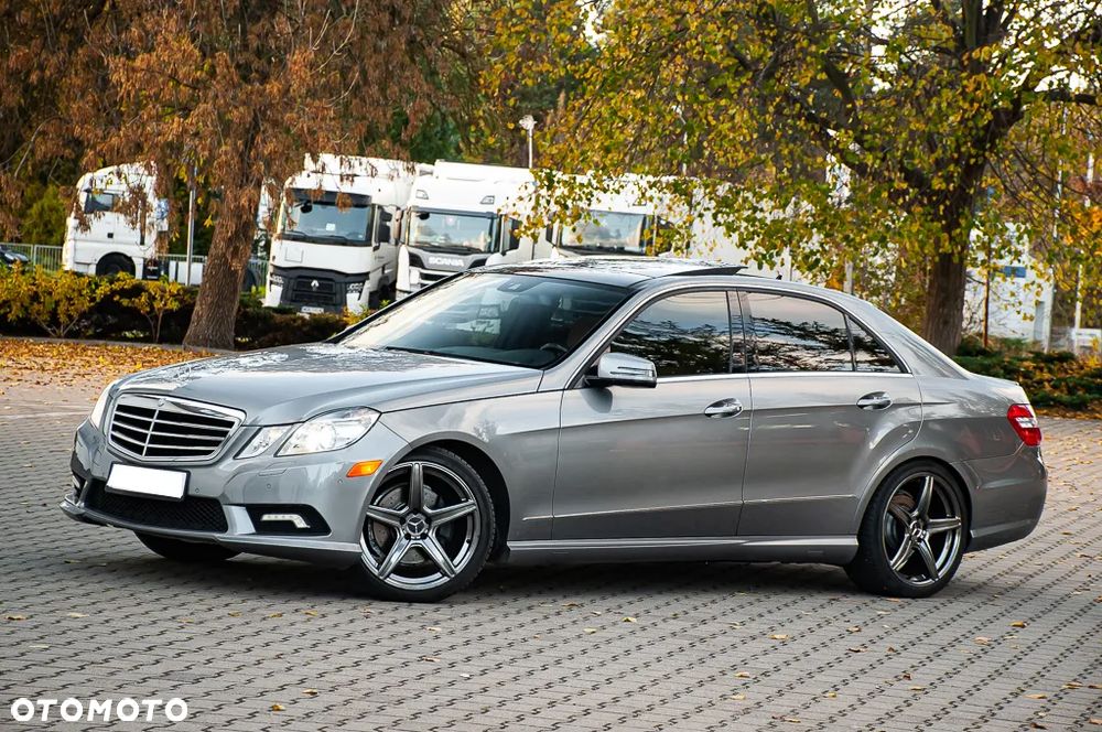 Mercedes-Benz Klasa E 350 T 4Matic 7G-TRONIC - 11