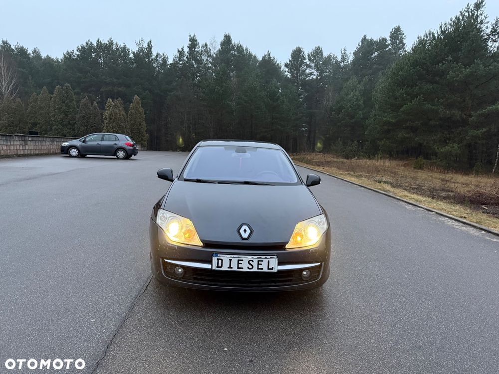 Renault Laguna dCi 150 FAP Start-Stop Dynamique - 8