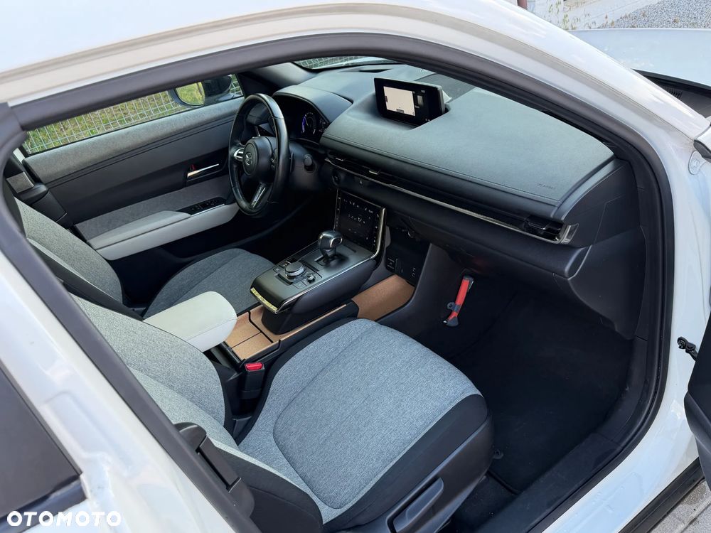 Mazda MX-30 e-SKYACTIV PRIME-LINE - 5