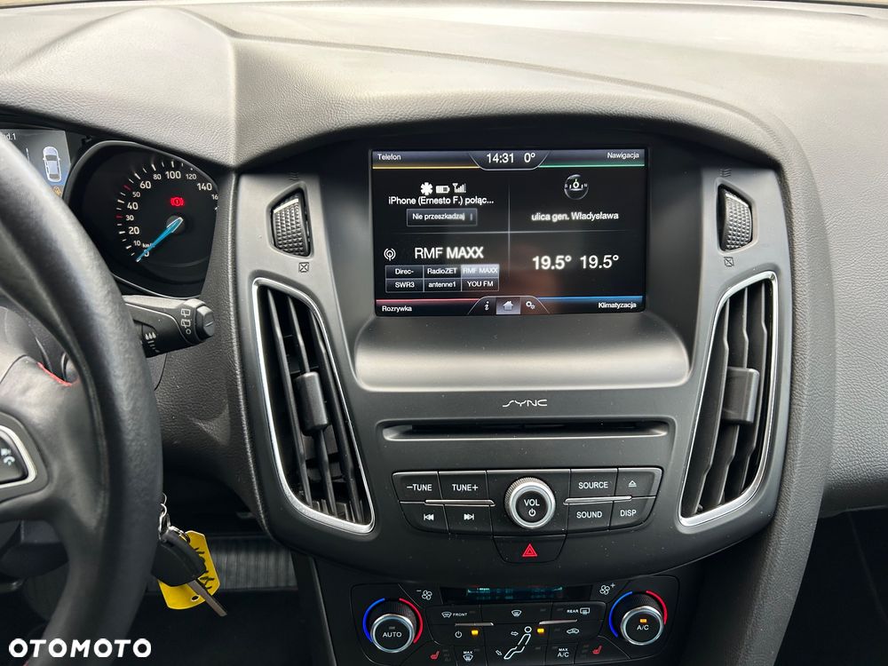 Ford Focus 1.5 EcoBoost STart-Stopp-System ST-Line - 28