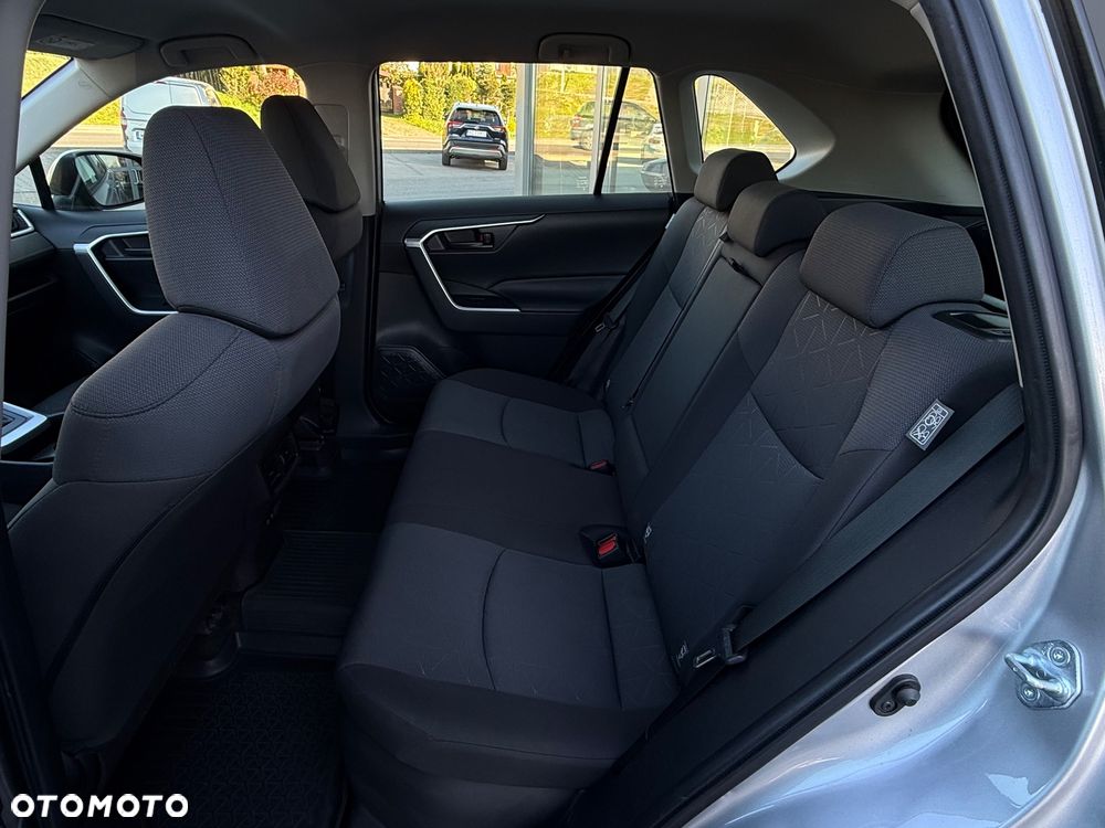 Toyota RAV4 2.5 Hybrid Active 4x2 - 6