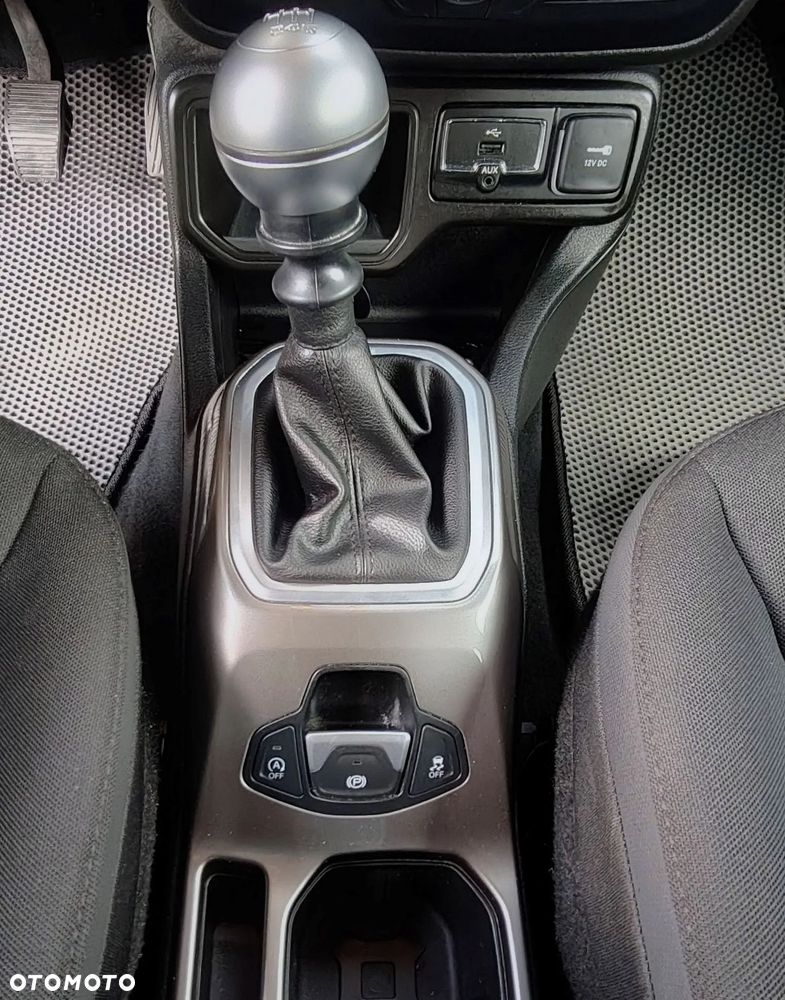 Jeep Renegade 1.0 GSE T3 Turbo Limited FWD S&S - 23