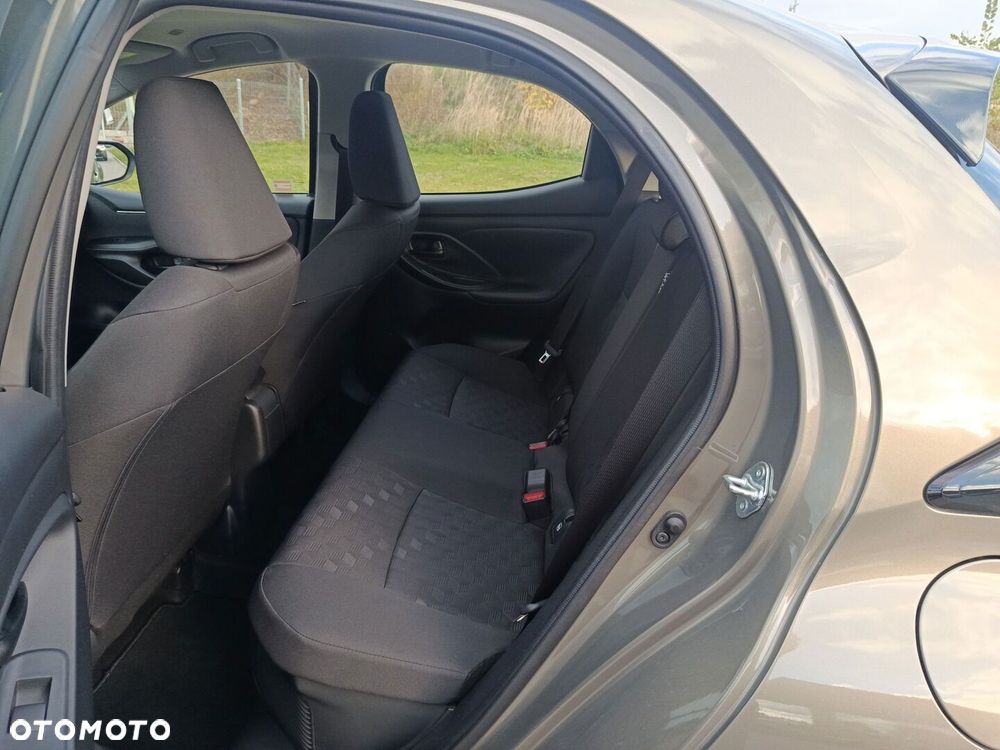 Toyota Yaris - 14