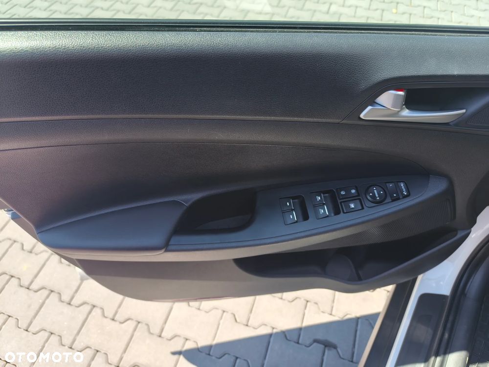 Hyundai Tucson 1.6 Turbo 2WD Go - 21