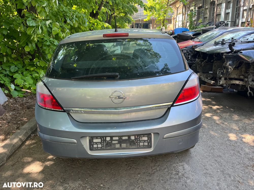 Dezmembrez Opel Astra H hatchback 2006 gri Z163 1,6 benzina Z16XEP TWINPORT cutie automata - 12