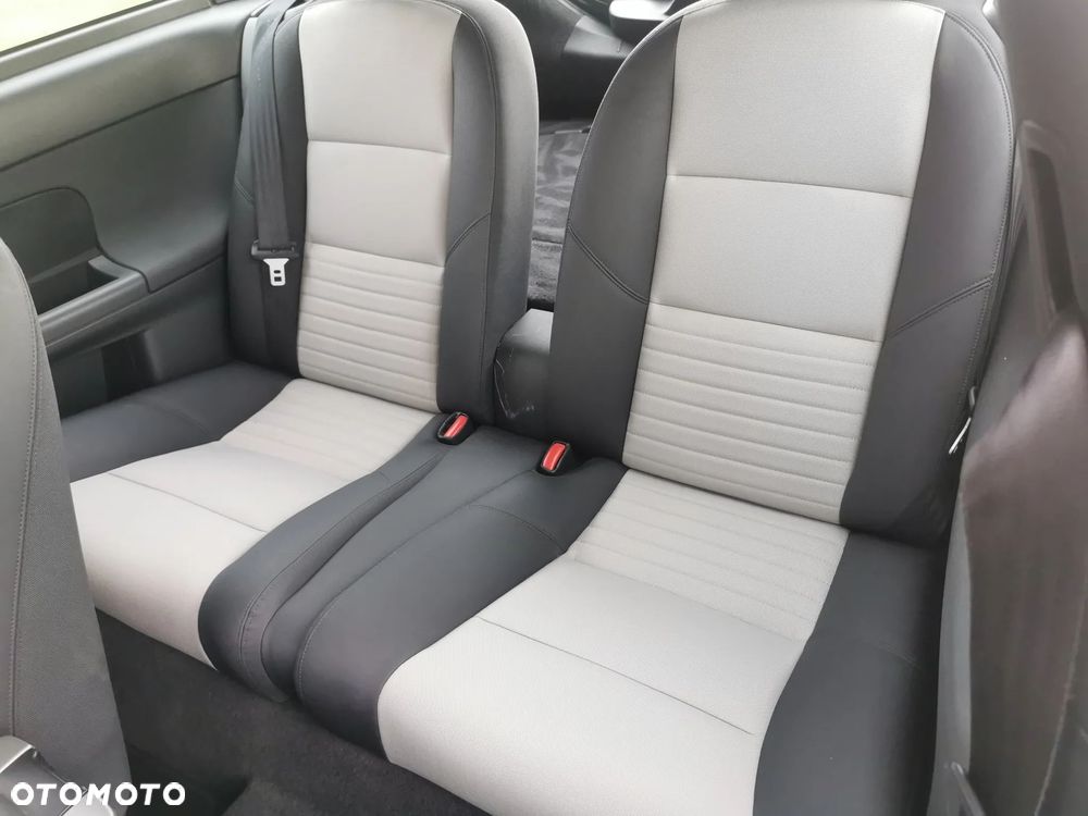 Volvo C30 D2 Edition - 16