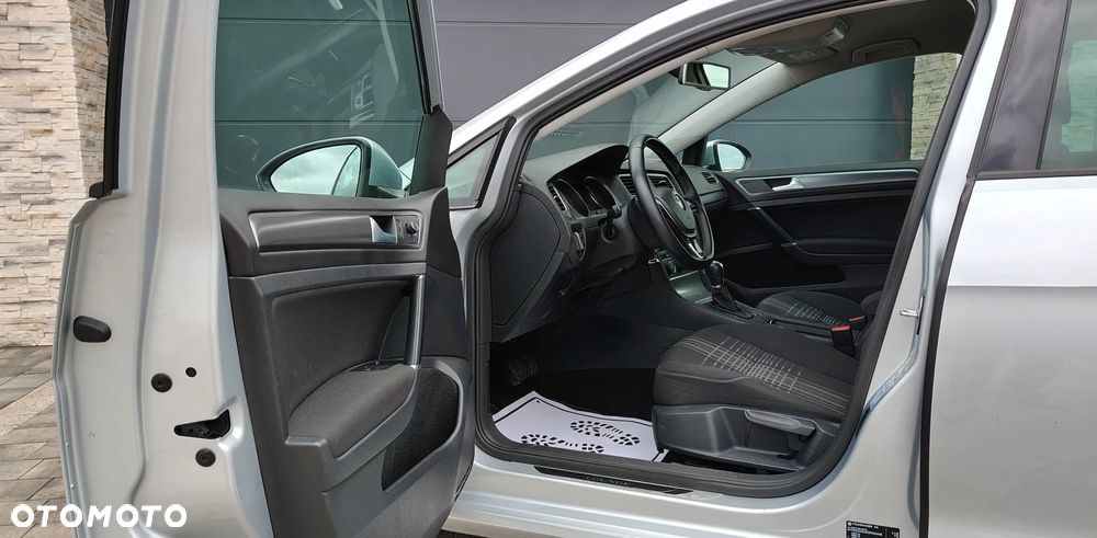 Volkswagen Golf 1.6 TDI BlueMotion Technology DSG Lounge - 15