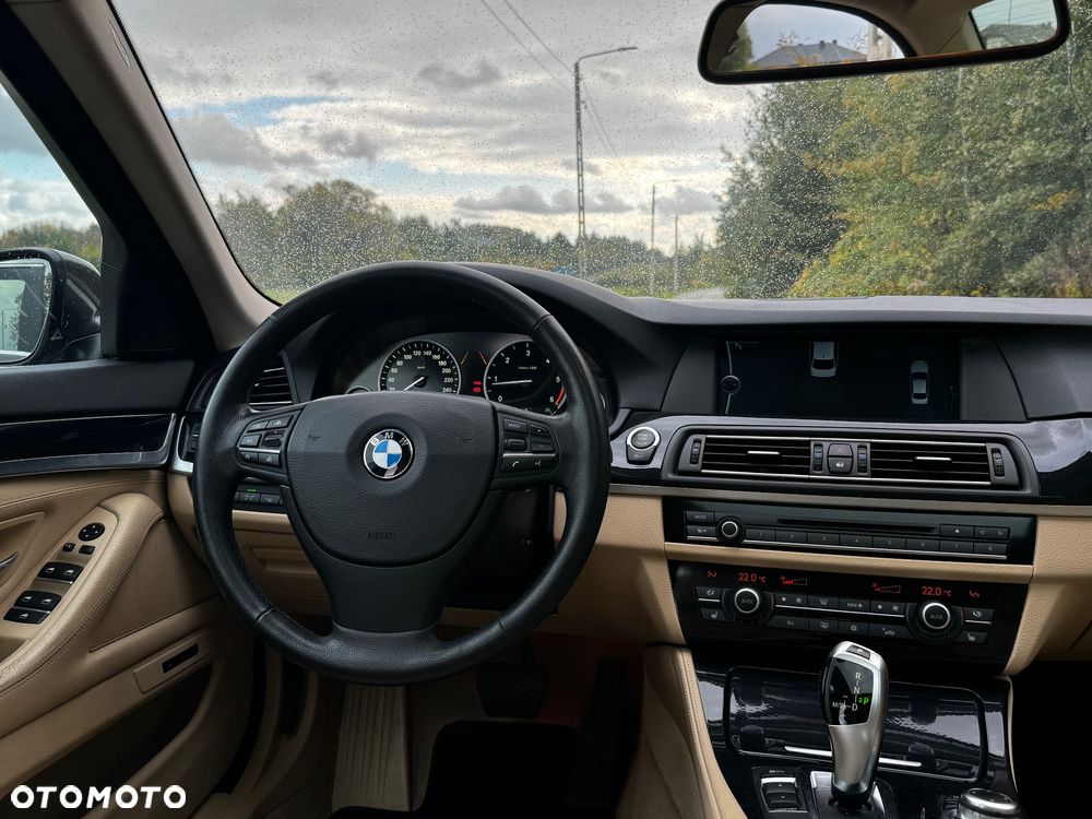 BMW Seria 5 525d Modern Line - 16