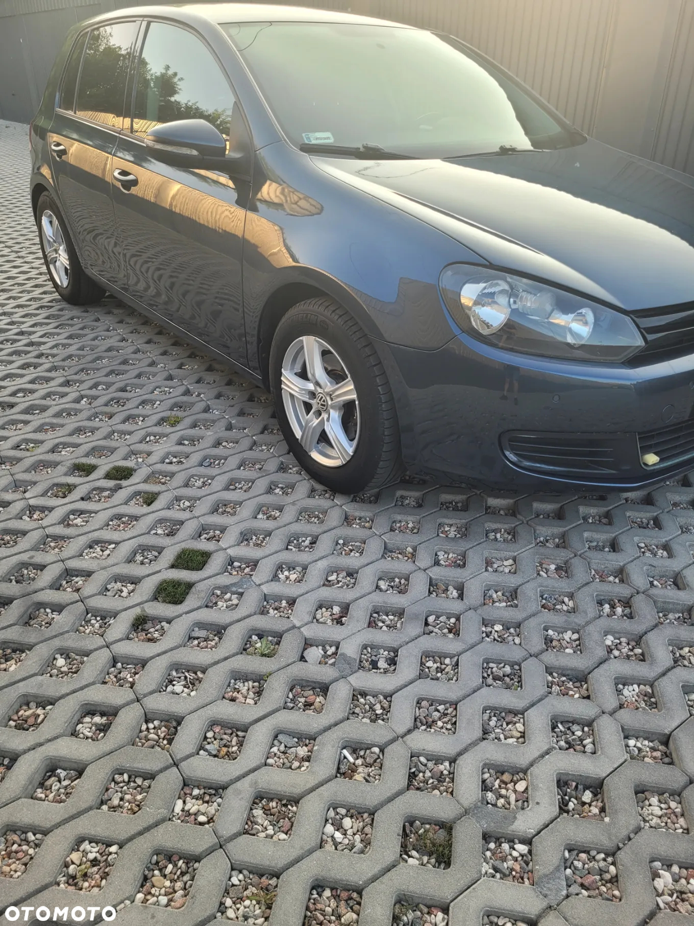 Volkswagen Golf VI 1.6 TDI BlueMot Comfortline - 2