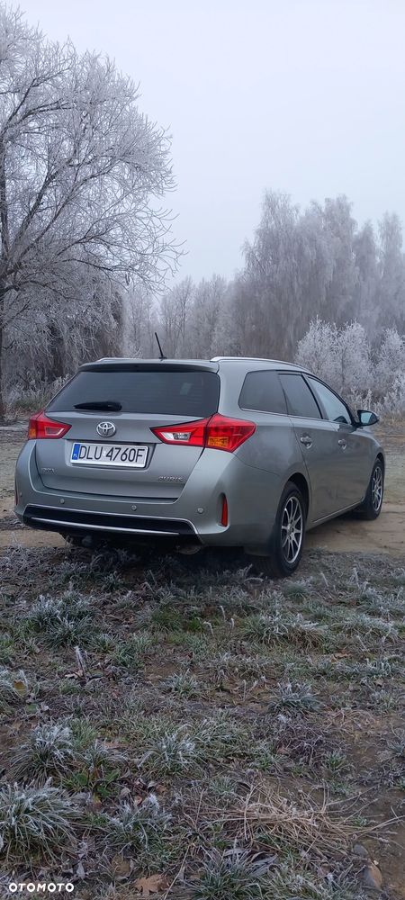 Toyota Auris 1.6 Valvematic Executive - 3